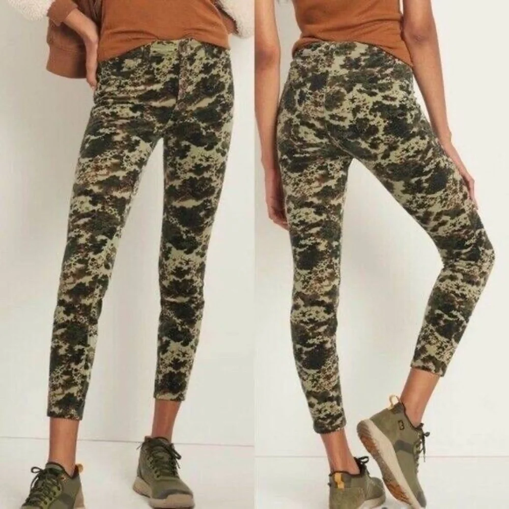 Anthropologie Pilcro and the Letterpress Camo Button Fly Skinny Stretch SZ 28